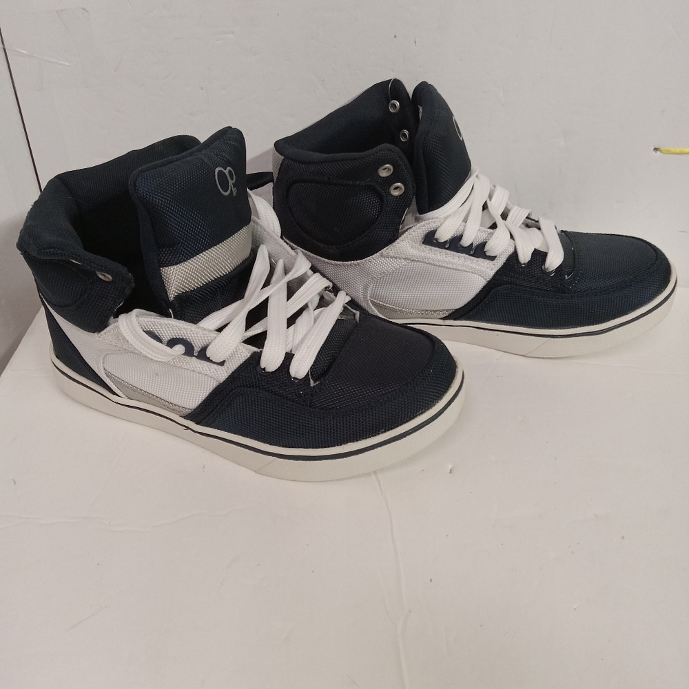 OP Sneakers Big Boys / Youth High-Top Blue & White Size 6 NWOT
